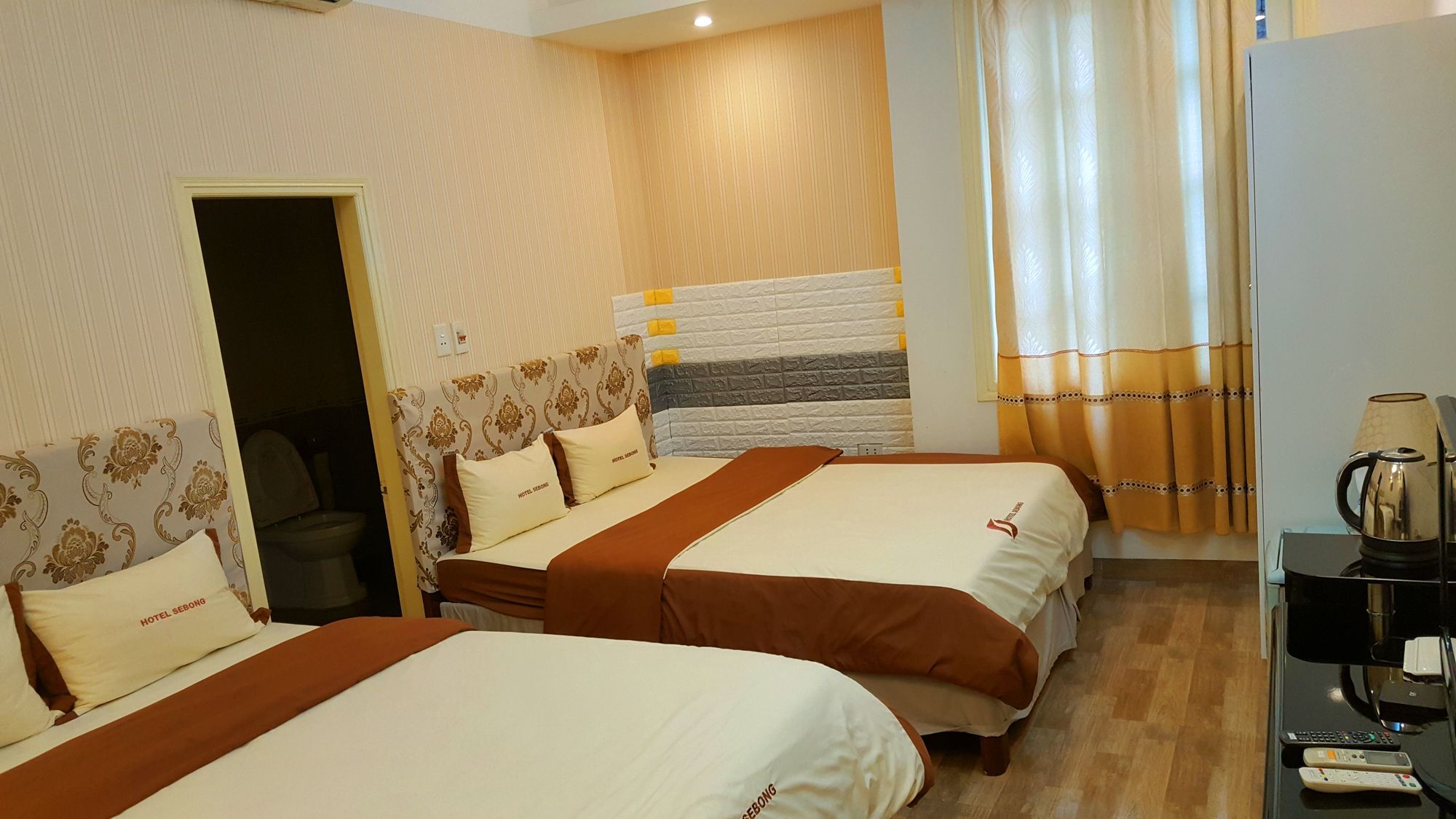 Sebong Hotel Hanoi Zewnętrze zdjęcie